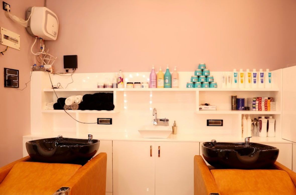Hue Salon interior