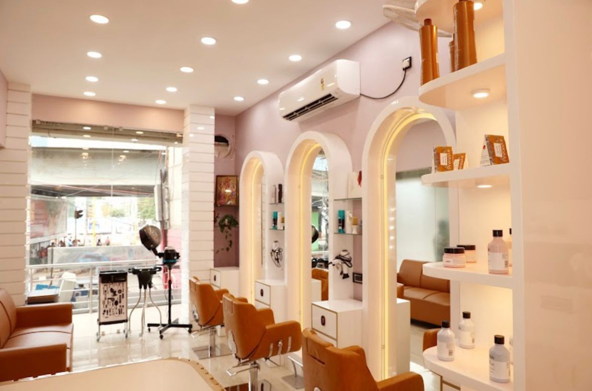 Salon ambience